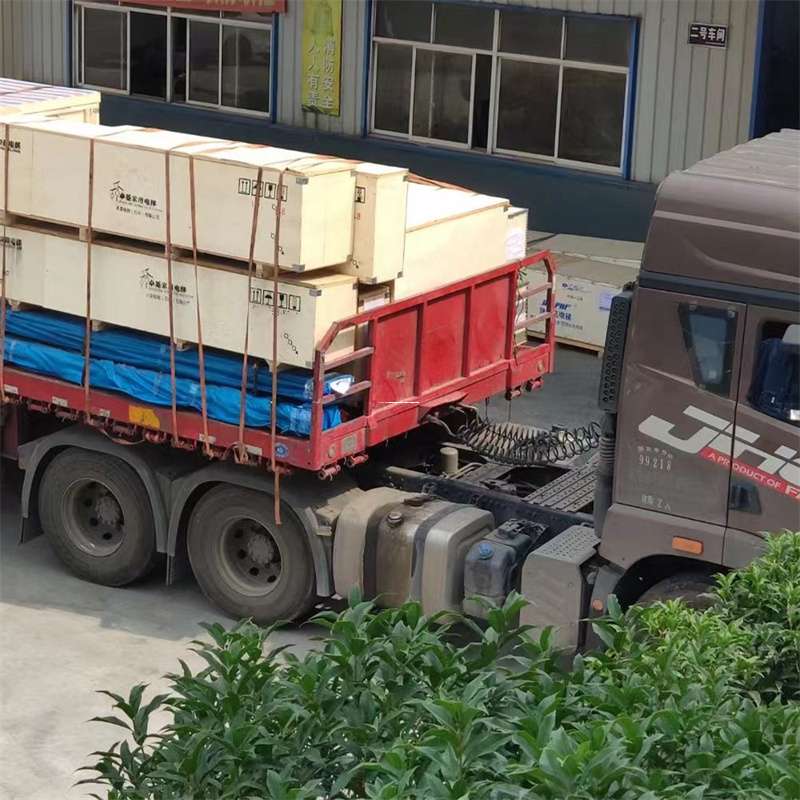 齐齐哈尔至新疆阿勒泰福海县物流专线，一站式服务，让您的货物畅行无忧